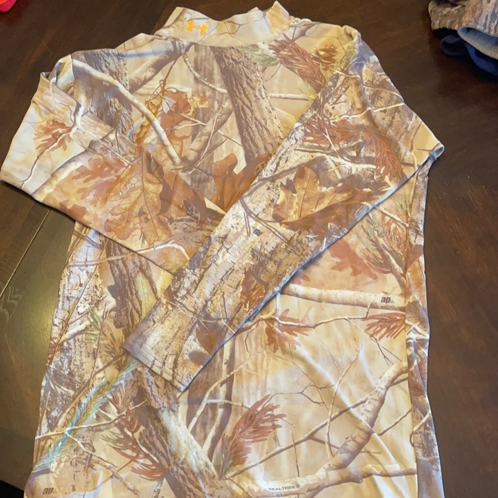 XXL Under Armor insulated base layer.
